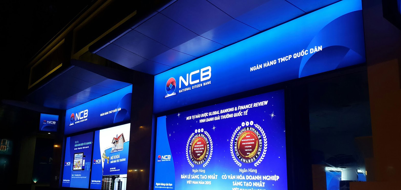 Bảng hiệu hộp đèn bạt 3M