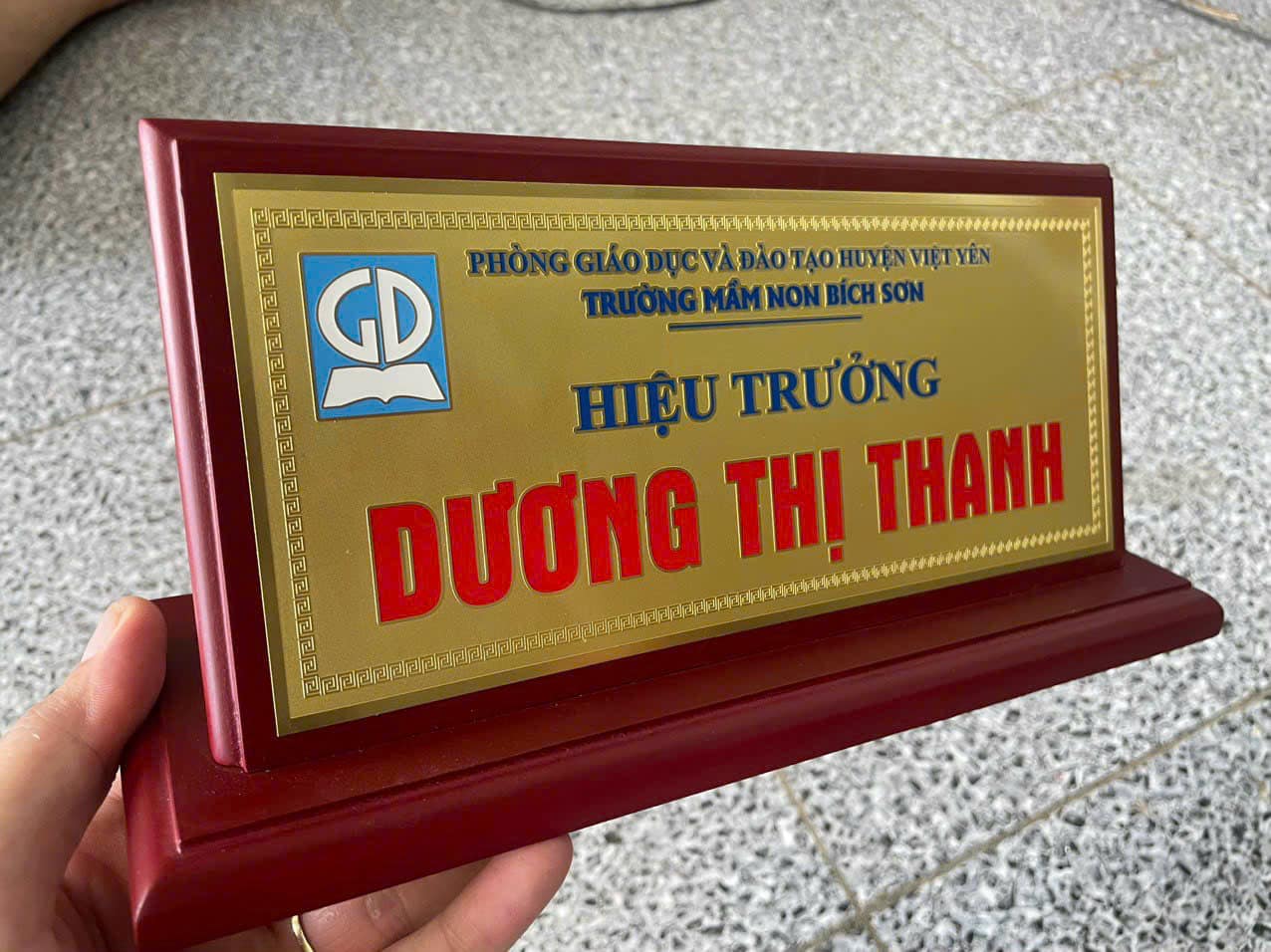 bien-chuc-danh-de-ban-5