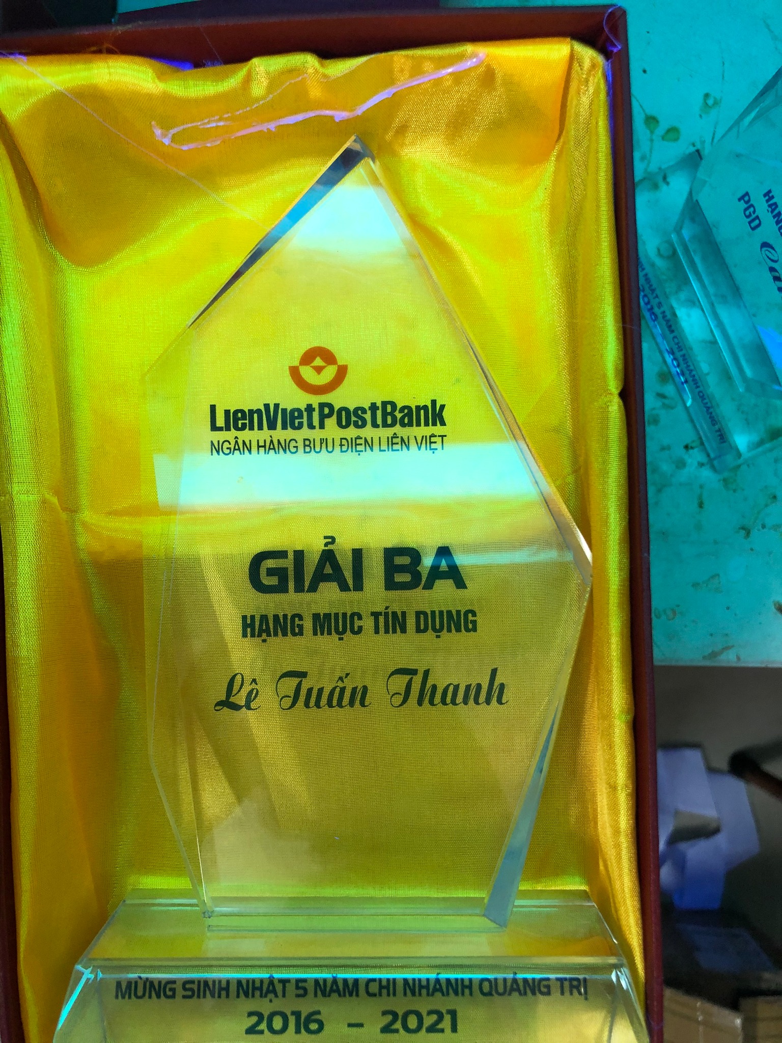 quan-tang-vinh-danh-5