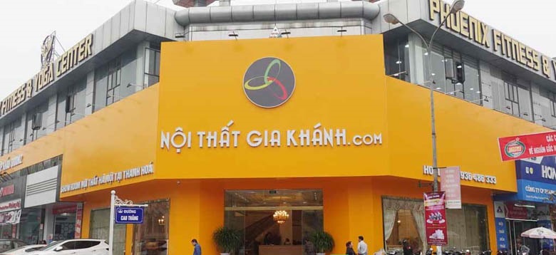 Chất liệu và màu sắc bảng hiệu showroom nội thất rất quan trọng